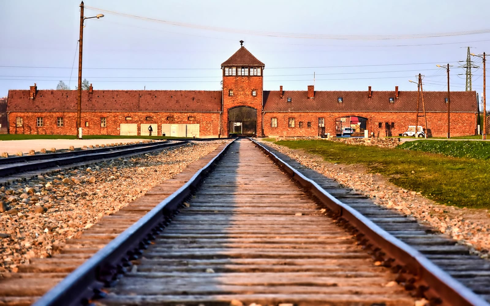 Auschwitz-Birkenau besuchen ab Krakau: Tipps, Touren und wichtige Hinweise für deinen bewegenden Ausflug zur Gedenkstätte